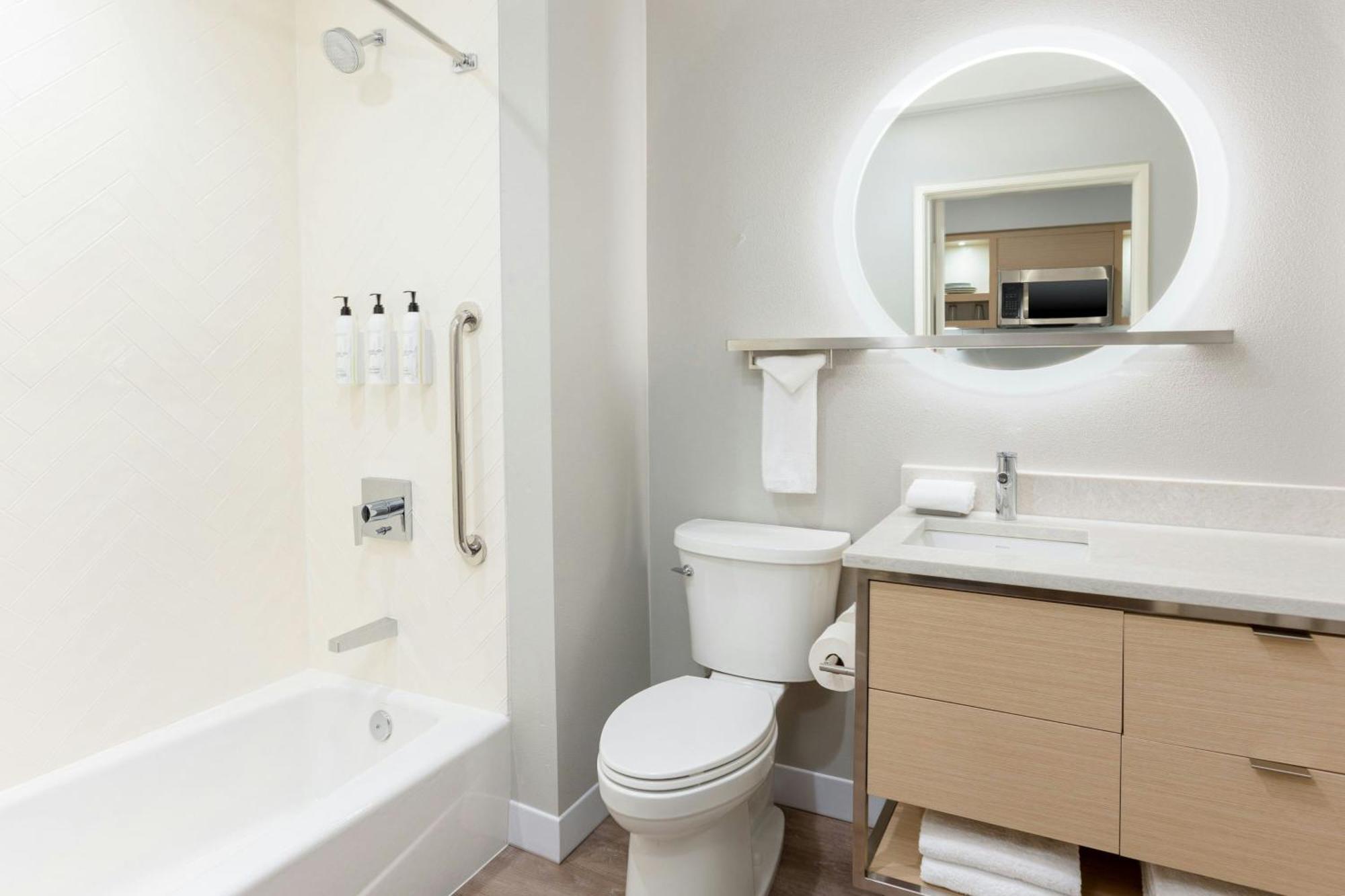 Towneplace Suites By Marriott Monrovia Esterno foto