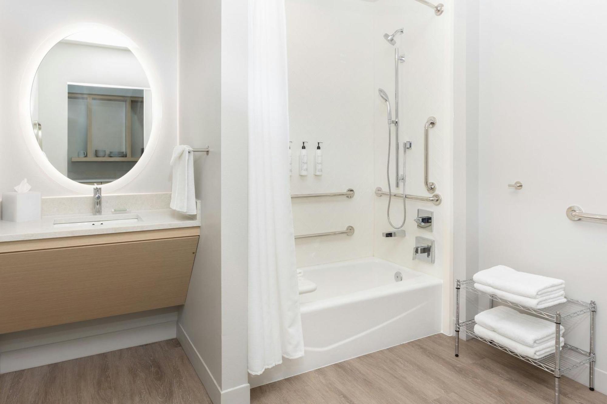 Towneplace Suites By Marriott Monrovia Esterno foto